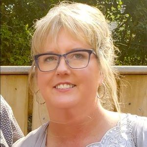 Meet your Posher, Karen